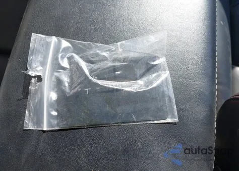 2022 Tesla Model Y Performance Dual Motor All-Wheel Drive z USA, uszkodzony, nr VIN 7SAYGDEF5NF406497